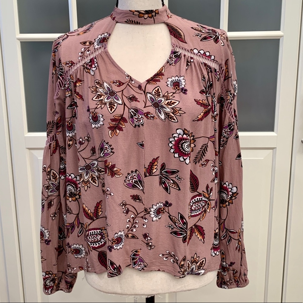 Melrose & Market floral keyhole long-sleeve blouse